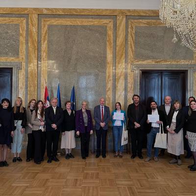 Náhled obrázku &ndash; Setkání bohemistů na ambasádě v Bělehradě