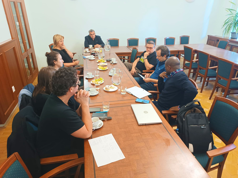 meeting1
