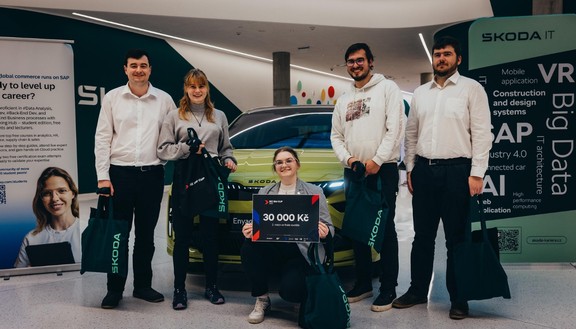 Finále soutěže BIZ SIM CUP 2025 zná své vítěze. Úspěch slavil i tým Univerzity Hradec Králové