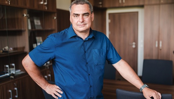 Zemřel rektor Univerzity Hradec Králové Jan Kříž