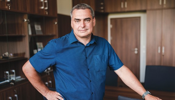 Zemřel rektor Univerzity Hradec Králové Jan Kříž