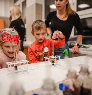 UHK noc vědců_plná kvalita-199